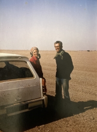 Pavla Jazairiová with Jan Zaorálek in Africa in the 80s
