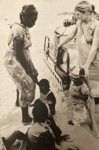 Pavla Jazairiová v Africe v roce 1991