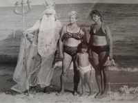By the sea with her mother Natasha and grandmother Viera, 1985