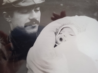 S otcem, 1980