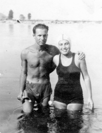 Alexandr Schwitzer with his sister in half 1930s