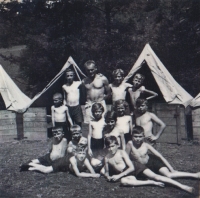 Fotografie ze sokolského tábora Zlatý potok, 1938/1939