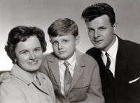 S manželem a synem, začátek 60. let
