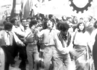 Giňovci v prvomájovém průvodu, Opava, 70. léta