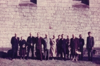Návštěva pastora Hoffmanna v roce 1956 v Pstrążné (pastor Hoffmann na farnost v Pstrążné nikdy nezapomněl a několikrát ji navštívil)