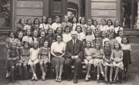 Sixth grade of the elementary school in Holice, 1945