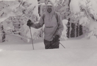 Pamětník, prošlapávání stopy