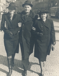 Aunt Jarmila Kořínková (left) after returning from the concentration camp, 1946