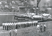 Nástup plavčíků na školní lodě, 60. léta v Děčíně