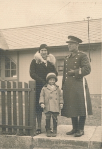 Jan Fechtner's parents in Slovakia, 1920s