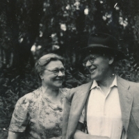 Milada a Václava Fechtnerovi po návratu Václava z komunistického vězení, okolo roku 1953