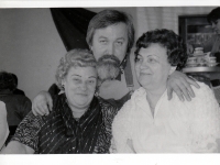 Zdenka Pospíšilová s přáteli, Gottwaldov (dnešní Zlín)