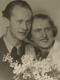 Svatba rodičů Adolfa Picka a  Marie Kocmanové