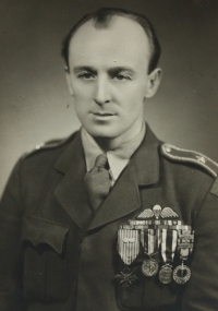 Antonín Bartoš, the commander of group Clay, in 1945