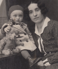 Zdeněk Bartoň with his mother