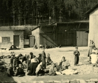Period photograph of the ‘gypsy camp’