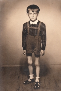 Jaroslav Novák, dětský portrét, asi 1951