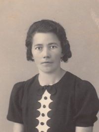 Mother Marie Veselá, née Velínská, 1940