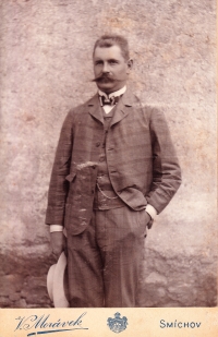 Václav Ženíšek, otec Otakara Ženíška, který byl 16 let starostou obce Chodov u Prahy