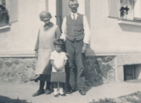 Karla Trojanová with her grandmother and her grandfather Schwarz