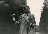 A photo from a hitchhiking trip, August 1950