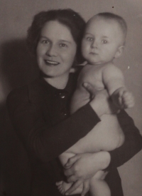 Rudolf Vévoda s matkou Boleslavou, 30. léta