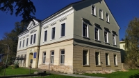 The builing of elementary school in Hejnice 