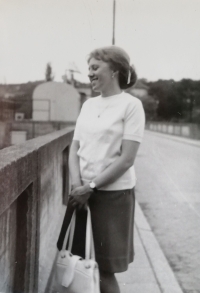 Jiřina Šťastná Brno přehrada, 1974, hlasovala proti vyloučení studenta Hegera.