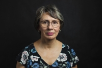 Zdjęcie portretowe Agnieszki Romaszewskiej. Fot. Gosia Kawka.