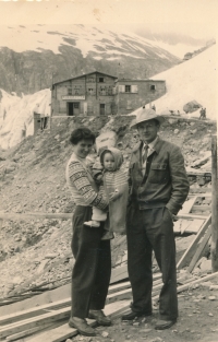Allanovi ve Švýcarsku, rok 1953