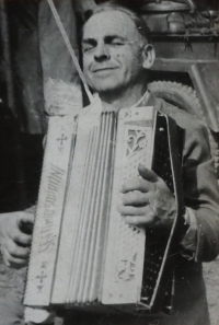 Otec Mikuláš Frank, 1980