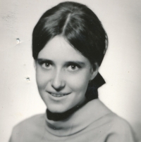 Deanna Skalleová, rozená Kračmerová, 1967