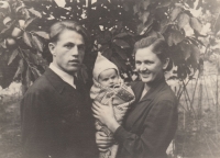 With parents, 1955
