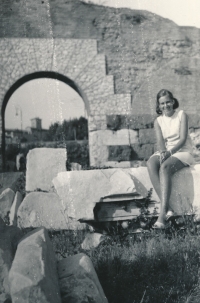 Deanna v Pompejích, 1967 