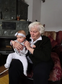 Marta Čechová with her great-granddaughter
