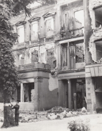 Vchod do věznice Plötzensee