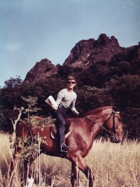 Václav Neckář na koni, Bořeň mezi Mostem a Bílinou, 1967