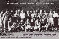 Hráči zápasu SK Jablonec a Kolora Jablonec, u příležitosti 30. výročí fotbalu v Jablonci nad Jizerou bylo pozváno prvoligové družstvo z Liberce, 1952