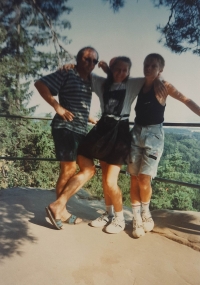 Jiří Kleker s dětmi, 1993