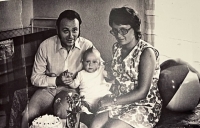 Helena Syrovátková s manželem a dcerou