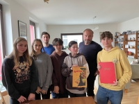 Společné foto žákovského týmu a Radima Jaukera, 2022