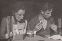 Bedřich Kalný (vlevo) v mládí