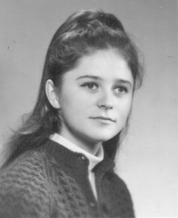 Libuše, mladší sestra Anděly Bečicové, rok 1966