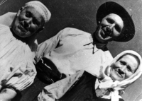 Děda Jarmily Sikorové Pavel Wawrzacz s její babičkou a prababičkou