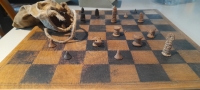 Šachovnice od nacisty uvězného tatínka, kterou rodina dostala po jeho smrti v roce 1944 