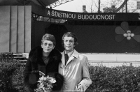 Daňa Horáková and Pavel Juráček on their wedding day. Photo by Oldřich Škácha