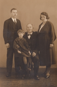 Grandmother Leontýna Fialková, grandfather Václav Fialka, Fialka's dad or older brother, Jiří Löwy's mother as a little girl