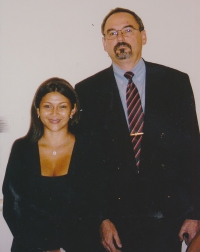 Pamětník a princezna Kambodže, mezi lety 2001-2006