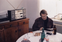 Václav Havel u Dušana Peričky, ověřuje smrt Pavla Wonky, Vrchlabí, 1988