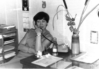 Hana Ženíšková ve své překladatelské kanceláři ve Škodovce